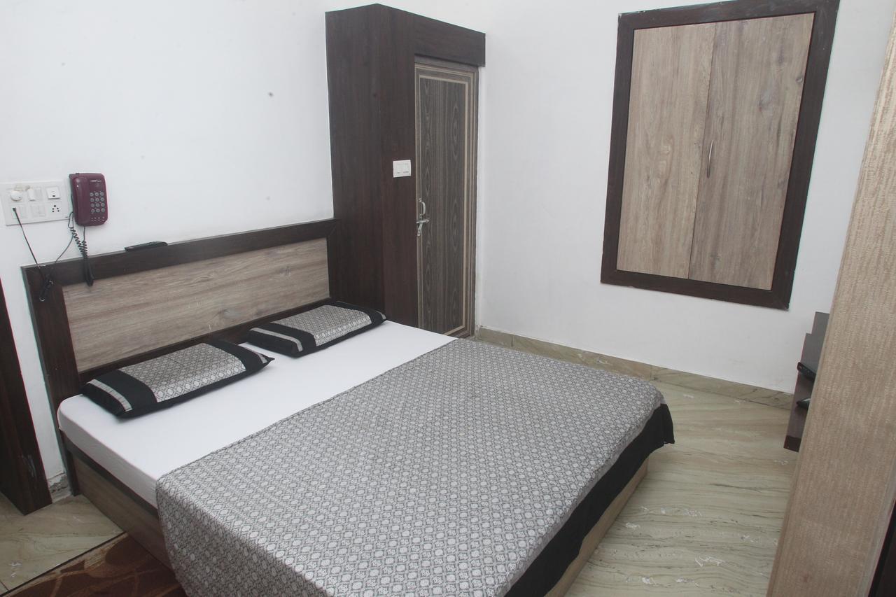 Alakhnanda Guest House Varanasi Exteriör bild