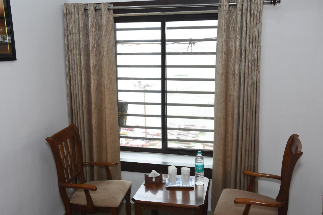 Alakhnanda Guest House Varanasi Exteriör bild