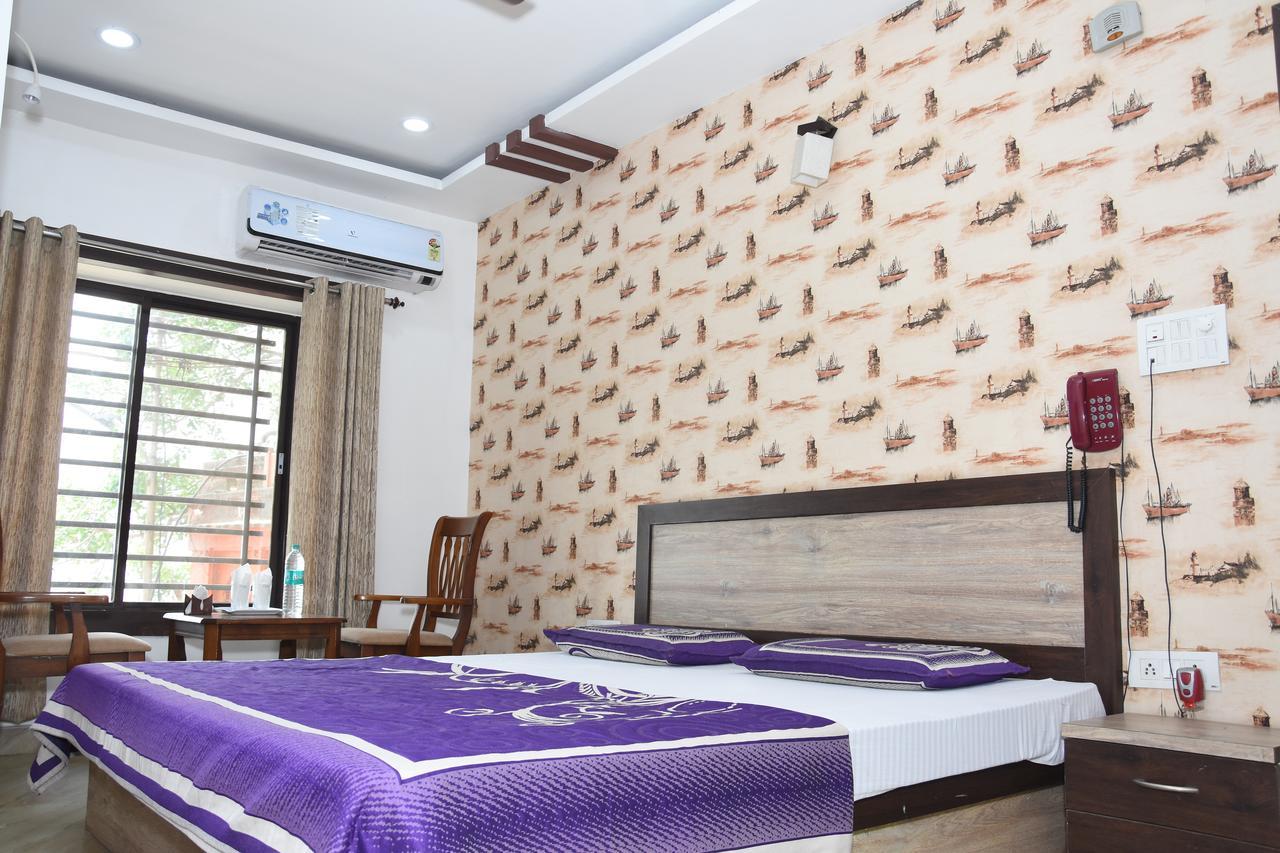Alakhnanda Guest House Varanasi Exteriör bild